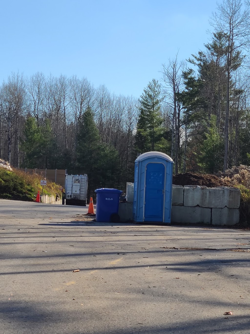Tosorontio Landfill | 6815 Concession Rd 4, Everett, ON L0M 1J0, Canada | Phone: (705) 735-6901