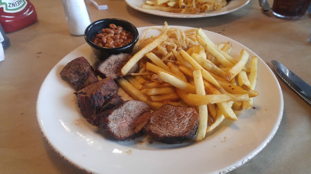 Montanas | 84 Lynden Rd, Brantford, ON N3R 6B8, Canada | Phone: (519) 754-0303