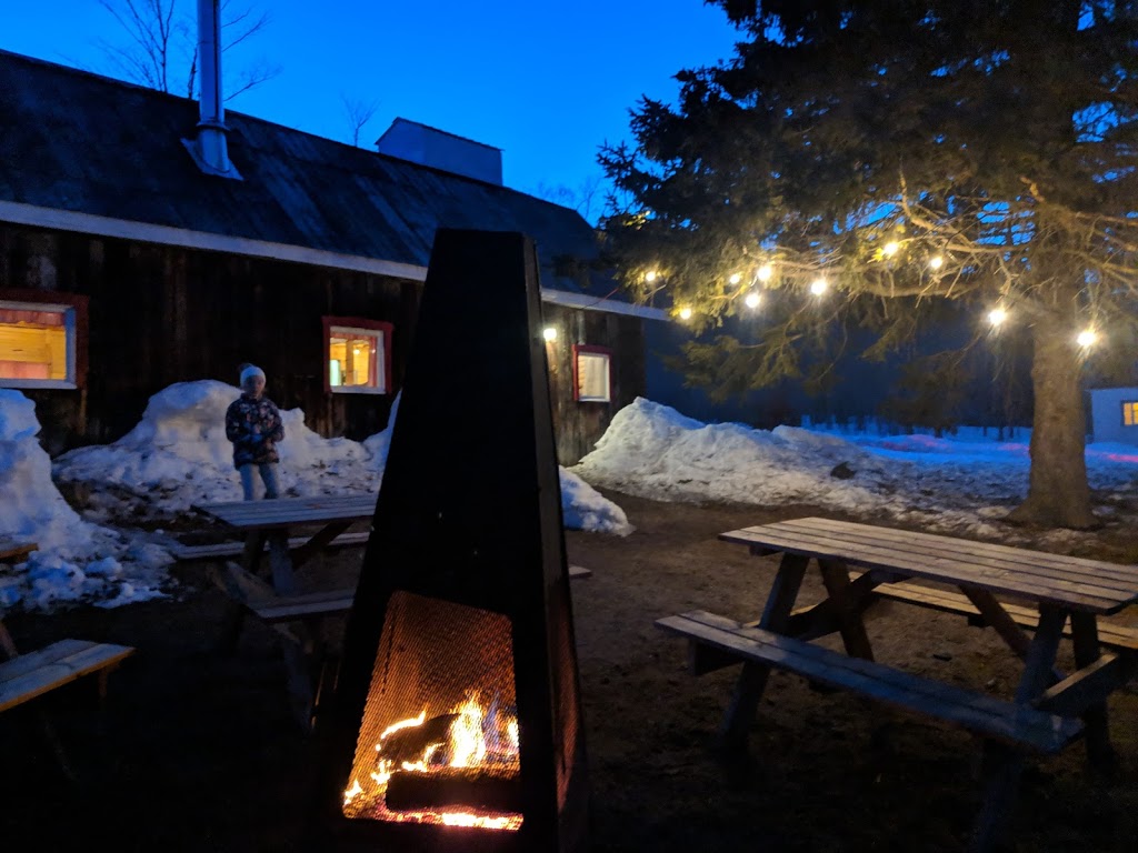 LAuthentique cabane à sucre du Domaine à Liguori | 1300 Rue Principale, Petite-Rivière-Saint-François, QC G0A 2L0, Canada | Phone: (418) 632-5653