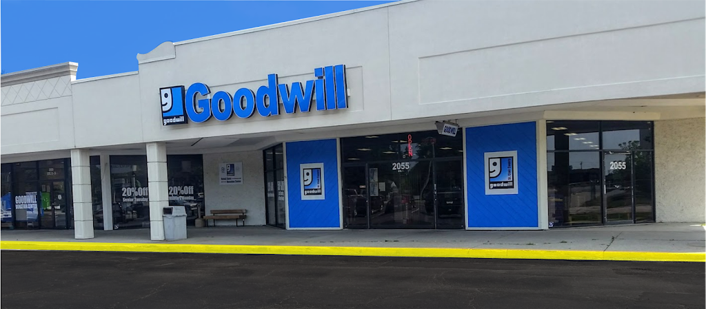 Marysville Goodwill SCC Store | 2055 Gratiot Blvd, Marysville, MI 48040, USA | Phone: (810) 364-7784