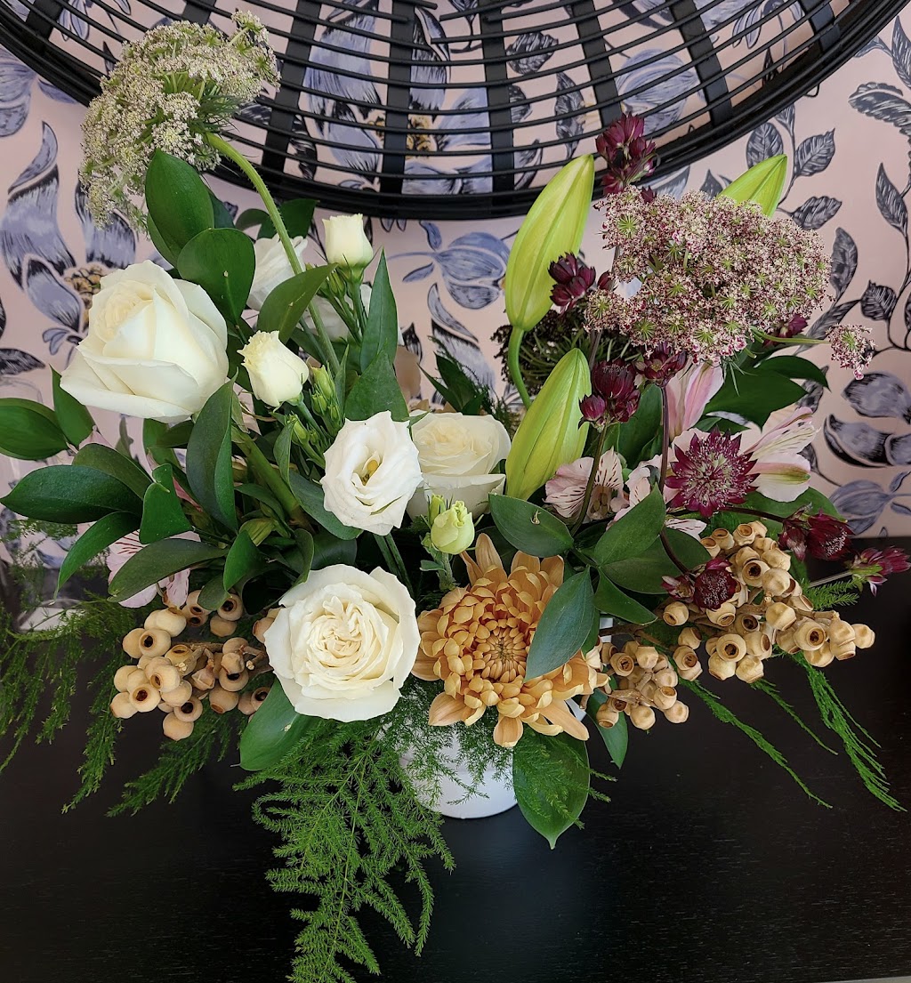 Oh Fleurs | 472 Rue Main, Hudson, QC J0P 1H0, Canada | Phone: (450) 458-4284
