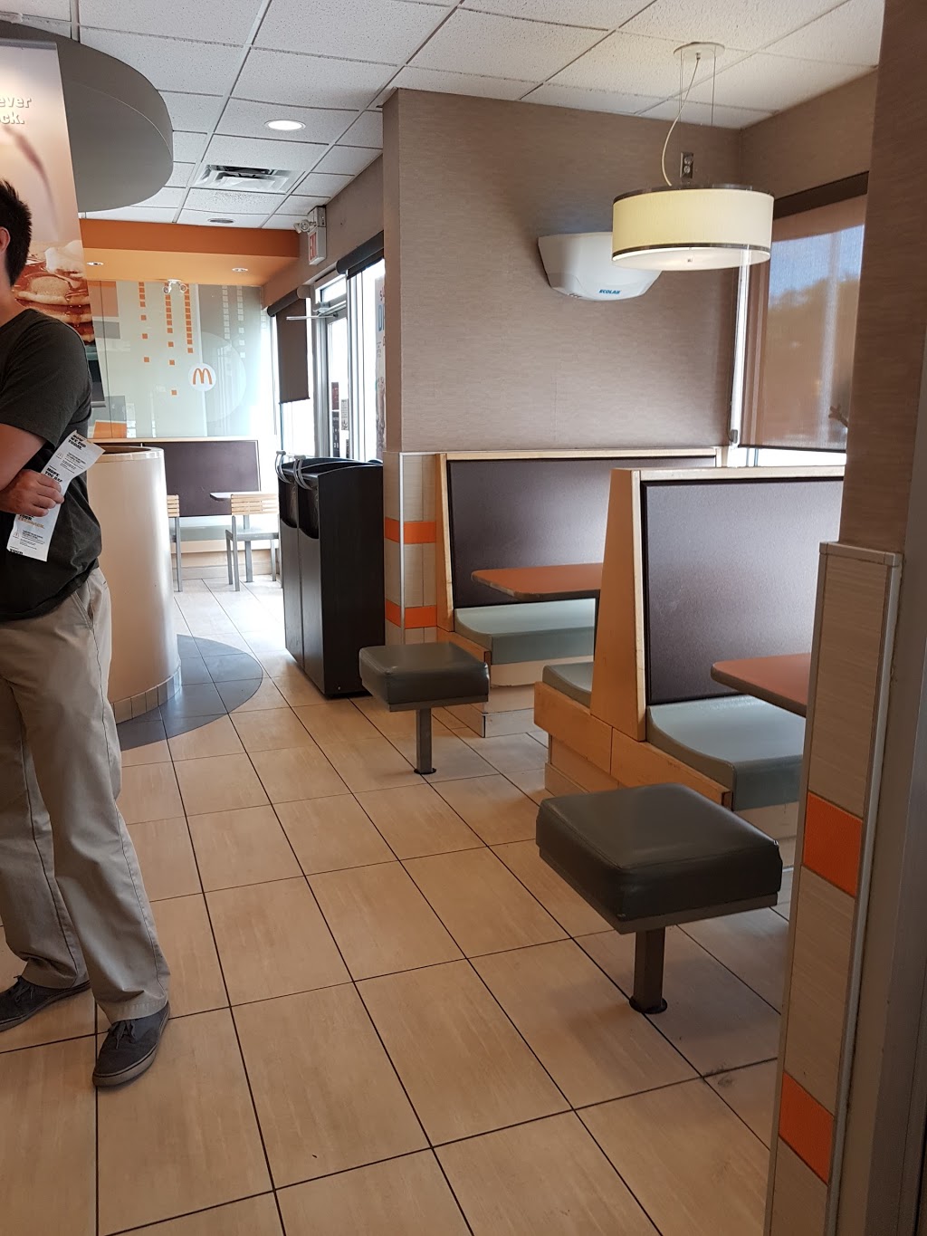 McDonalds | 1186 Main St, Winnipeg, MB R2W 3S7, Canada | Phone: (204) 949-5244