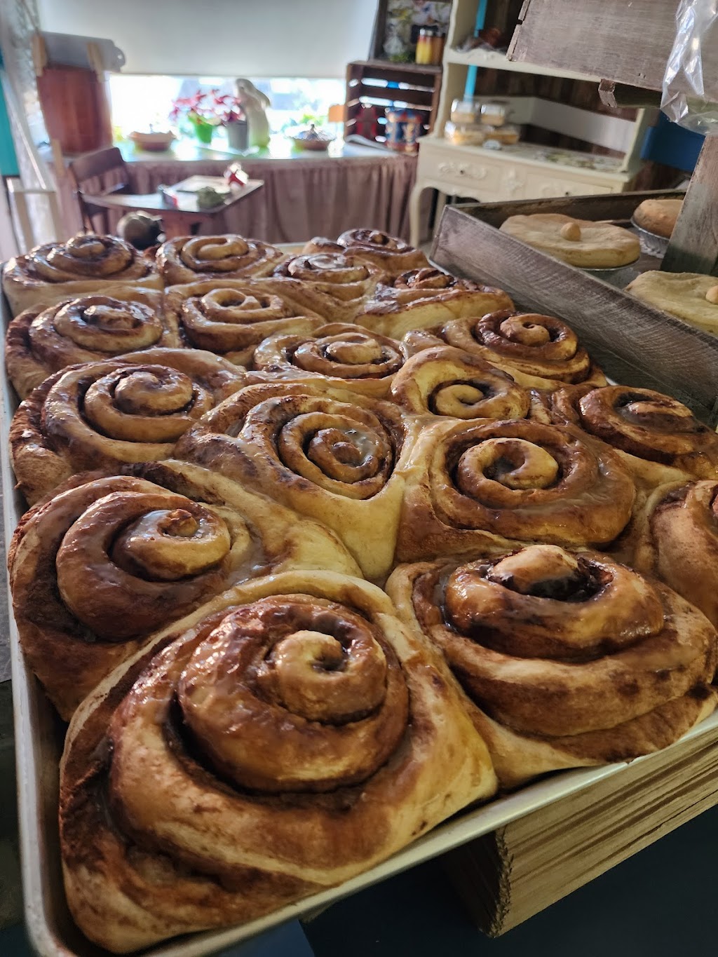 Old School Bakery | 329 Victoria St N, Tweed, ON K0K 3J0, Canada | Phone: (613) 478-2332