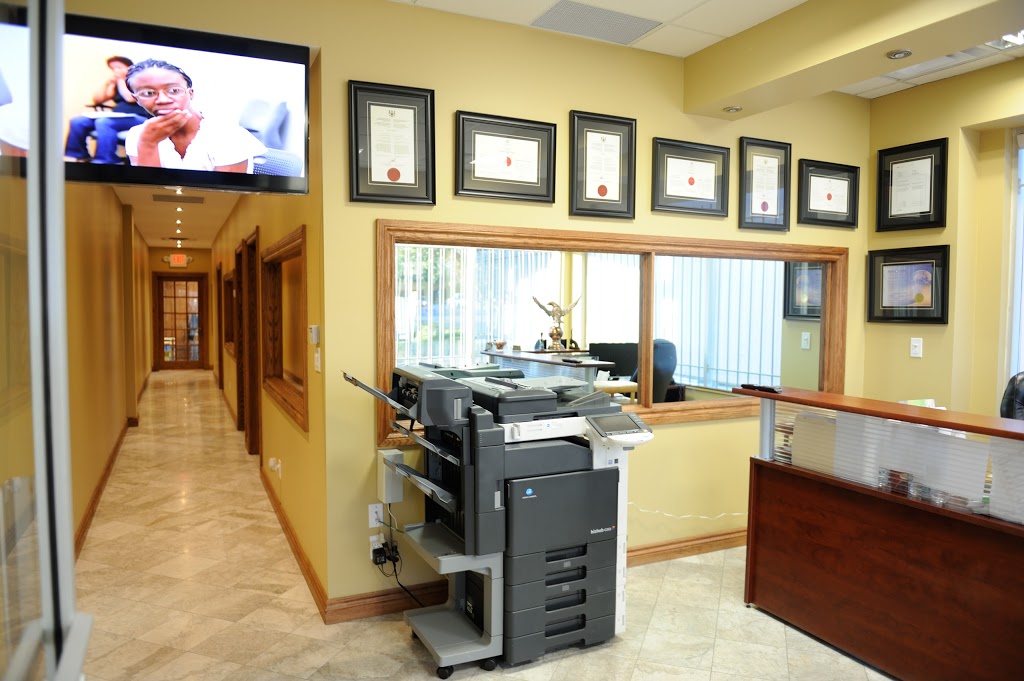 Crown Immigration Corporation | 1098 Peter Robertson Blvd #1, Brampton, ON L6R 3A5, Canada | Phone: (905) 789-7744