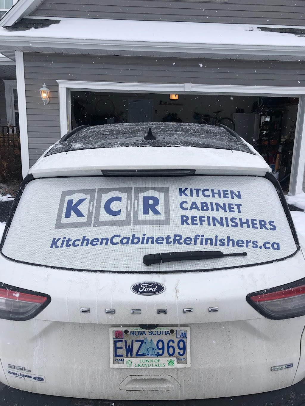 Kitchen Cabinet Refinishers | 342 Bluewater Rd, Bedford, NS B4B 1J6, Canada | Phone: (902) 499-7666