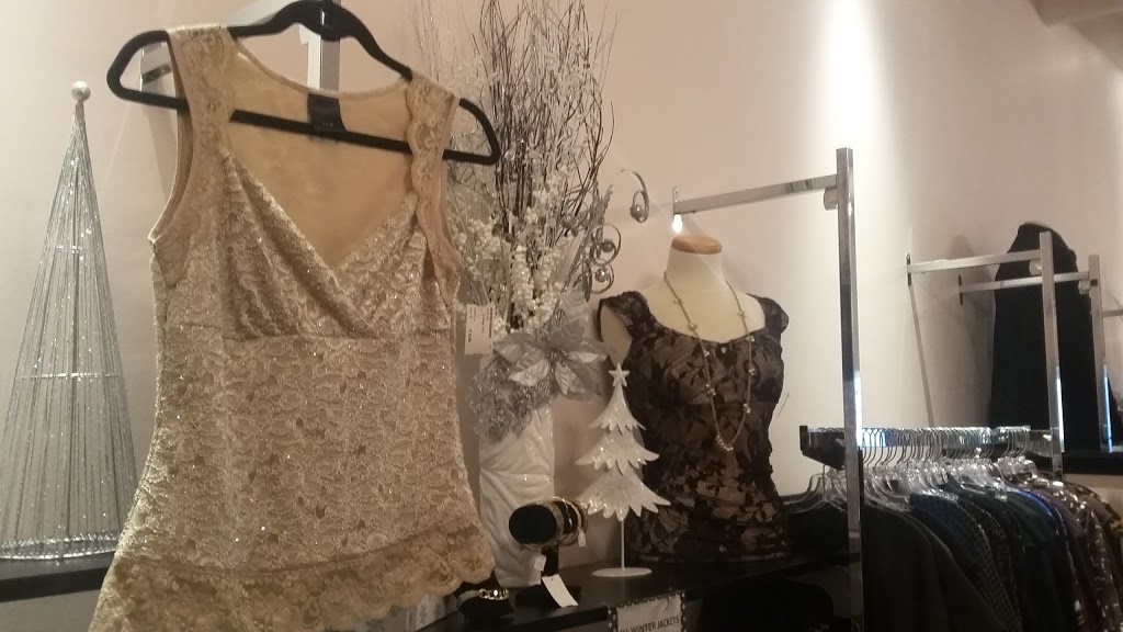 Cheeky Chic Boutique | 99 Wentworth Rd, Windsor, NS B0N 2T0, Canada | Phone: (902) 791-2442
