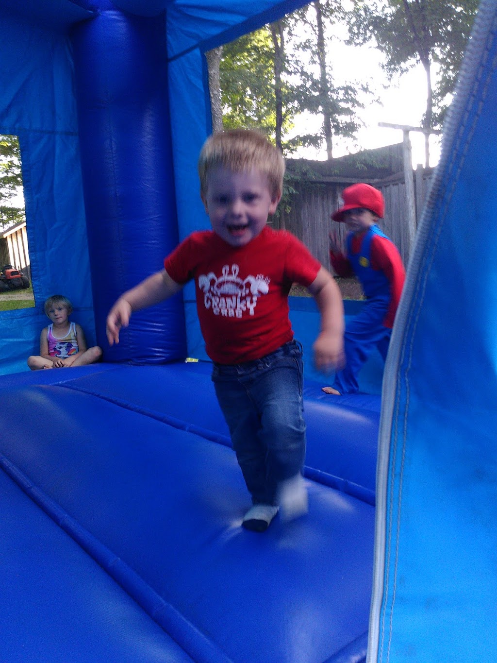 Neustadt Community Centre and Arena | 183 Enoch St, Neustadt, ON N0G 2M0, Canada | Phone: (519) 665-7850