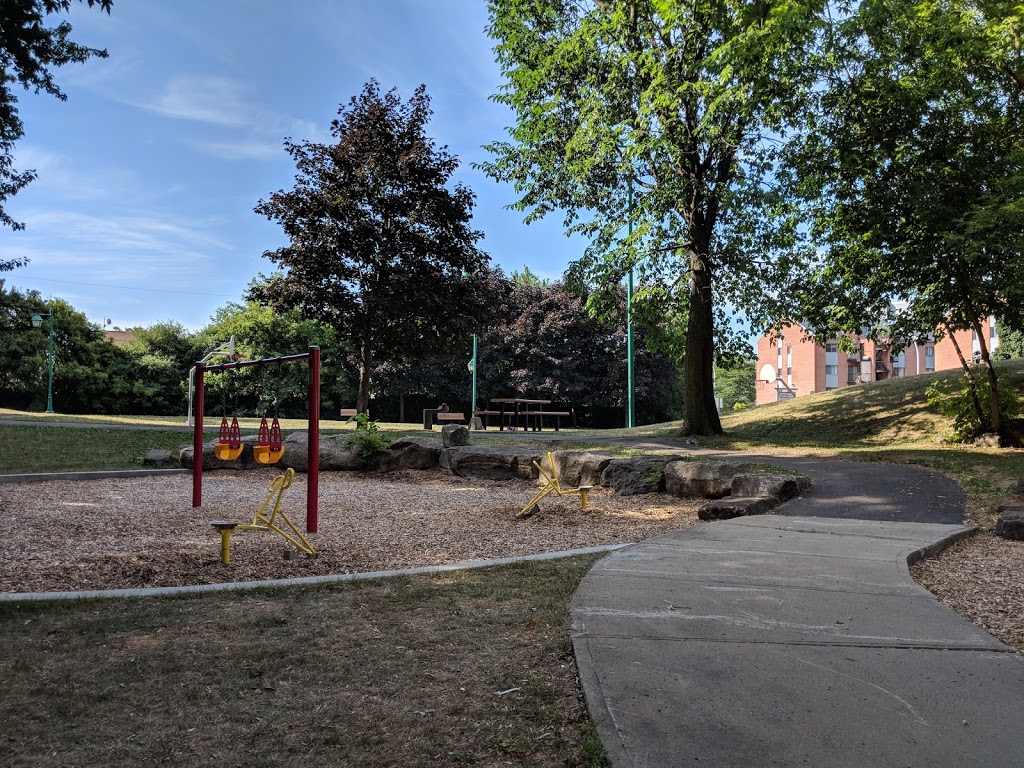 Parc des Mésanges | 625 Avenue Ampère, Laval, QC H7N, Canada