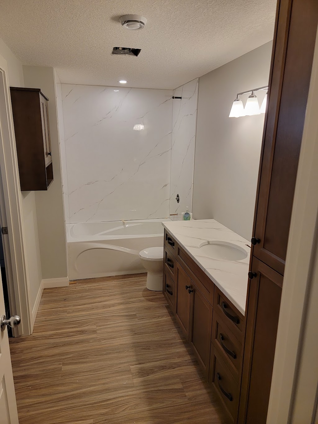 Wildwood Epoxy Countertops | Waterloo Dr SW, Calgary, AB T3C 3G4, Canada | Phone: (780) 994-0514