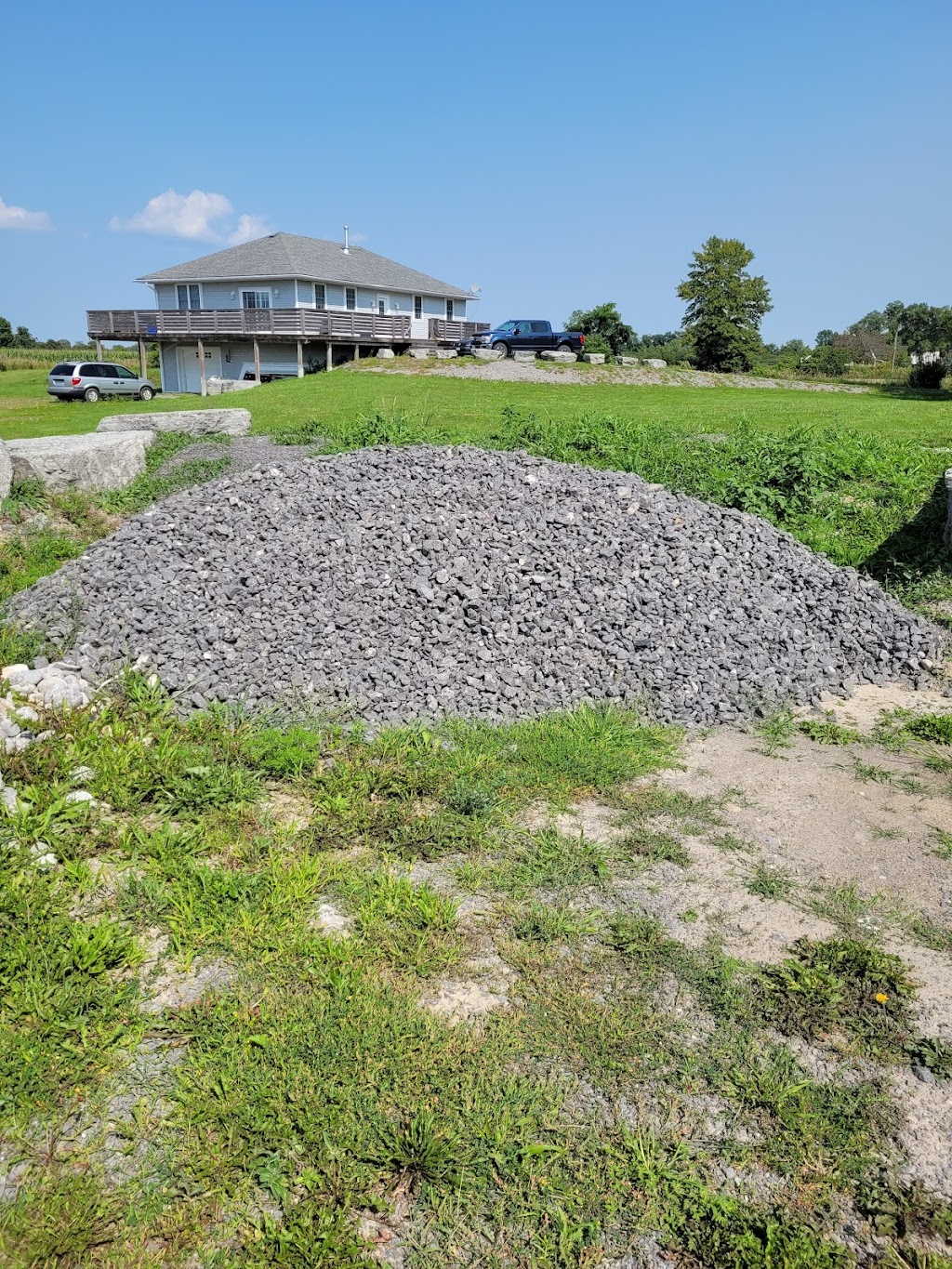 Foster Rock Quarry | 1710 Prince Edward County Rd 1, Bloomfield, ON K0K 1G0, Canada | Phone: (613) 393-5311