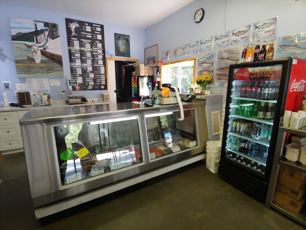 Sharkeys Fish Locker | 1397 Roberts Creek Rd, Roberts Creek, BC V0N 2W1, Canada | Phone: (604) 885-0844