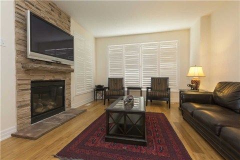 Milton Realtor | 10220 Derry Rd Unit #204, Milton, ON L9T 7J3, Canada | Phone: (647) 870-1420