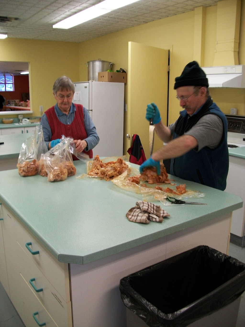 Centre dEntraide Maskoutain, La Main Qui Nourrit | 405 Bd Laurier O, Sainte-Madeleine, QC J0H 1S0, Canada | Phone: (450) 250-1236