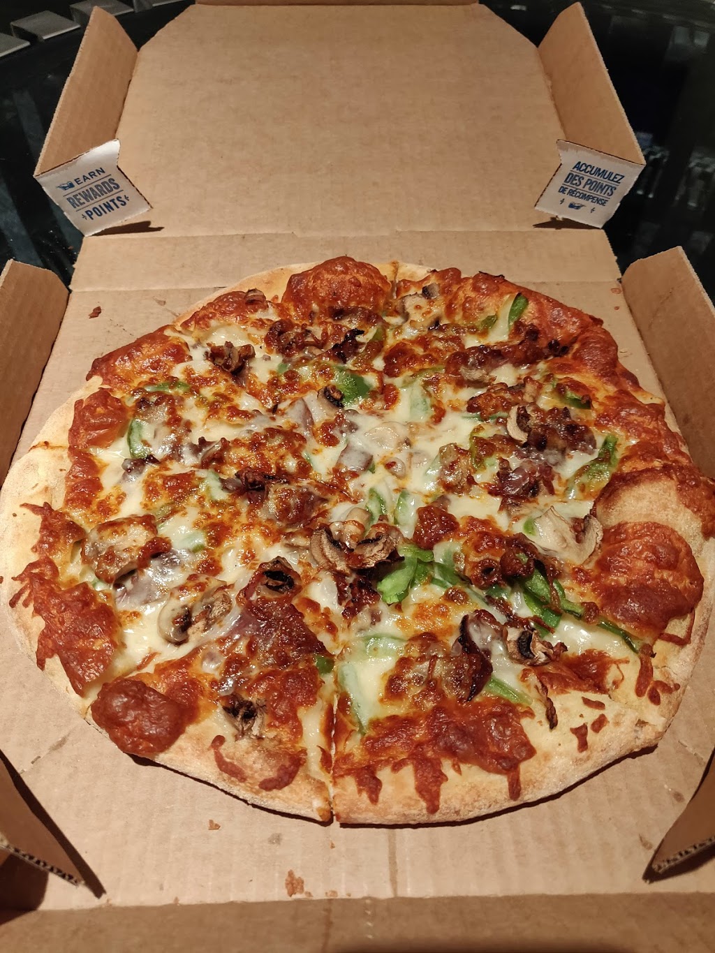 Dominos | 20330 88 Ave, Langley City, BC V1M 2Y4, Canada | Phone: (604) 882-7445