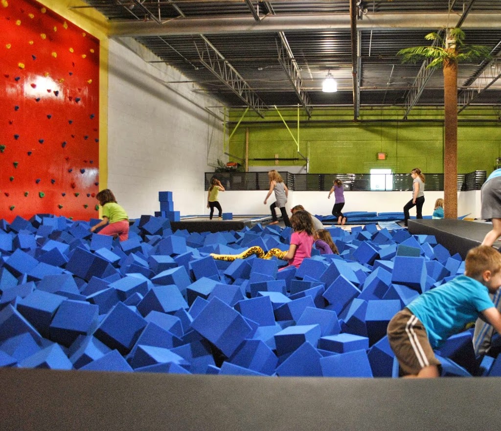 Spartan Gymnastics | 25 Connell Ct unit #2, Etobicoke, ON M8Z 1E8, Canada | Phone: (416) 837-0342