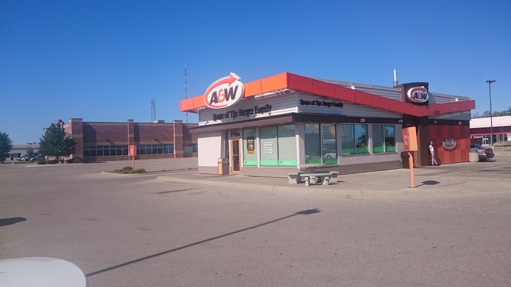 A&W Canada | 555 Woodlawn Rd W, Guelph, ON N1K 1E9, Canada | Phone: (519) 836-2561