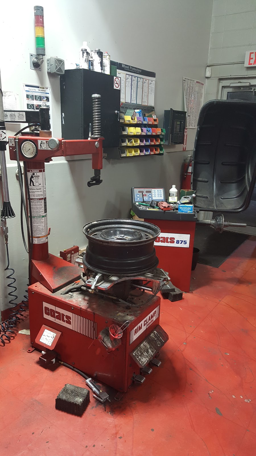 Mr. Lube | 10916 Hurontario St, Brampton, ON L7A 3R9, Canada | Phone: (905) 846-2177
