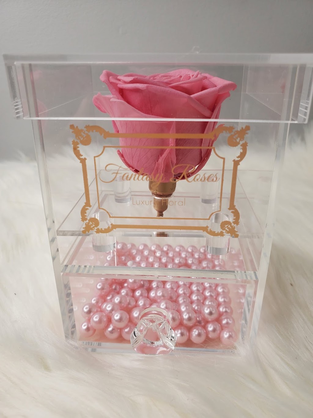 Fantasy Roses | 9 Boulder Crescent, Guelph, ON N1G 5A3, Canada | Phone: (519) 820-6217
