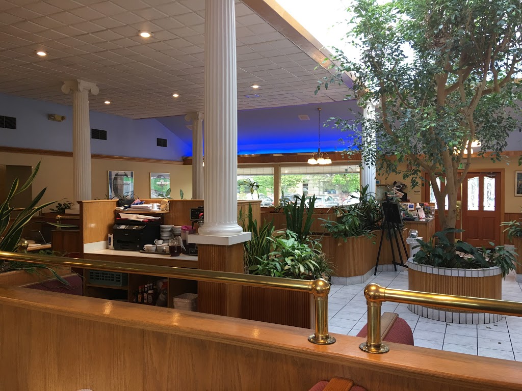 Five Columns Greek Restaurant | 1301 E Maple St, Bellingham, WA 98225, USA | Phone: (360) 676-9900