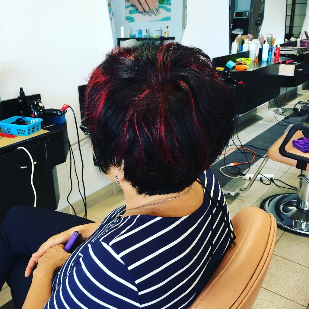 Lis Beauty Salon | 2300 John St #19, Thornhill, ON L3T 6G7, Canada | Phone: (647) 989-7778