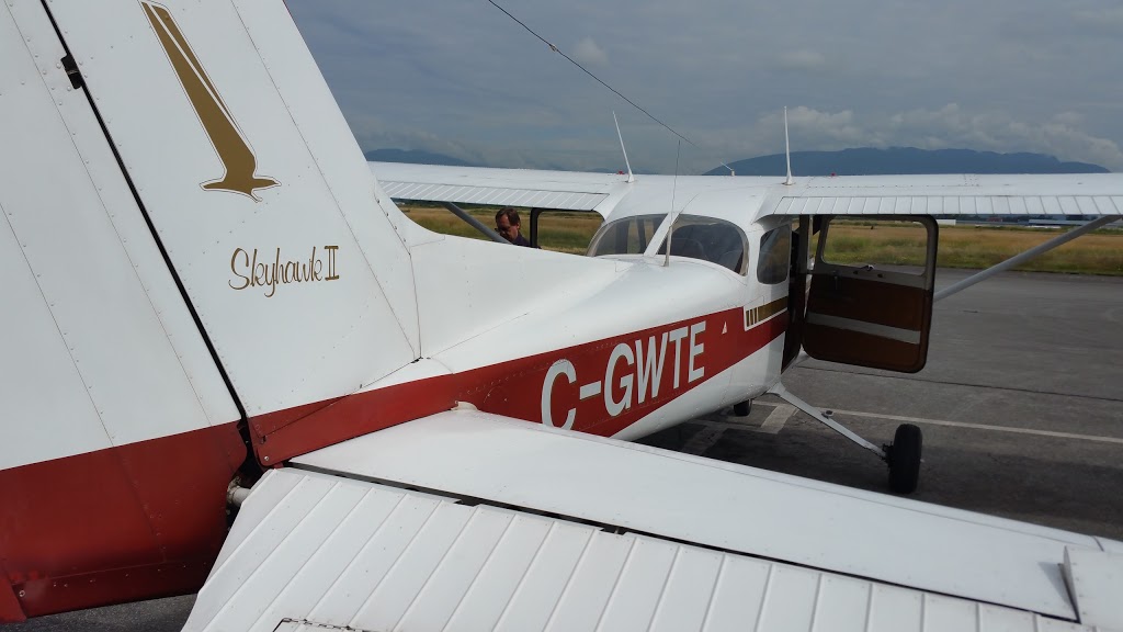 Pitt Meadows Regional Airport | 18799 Airport Way, Pitt Meadows, BC V3Y 0A7, Canada | Phone: (604) 465-8977