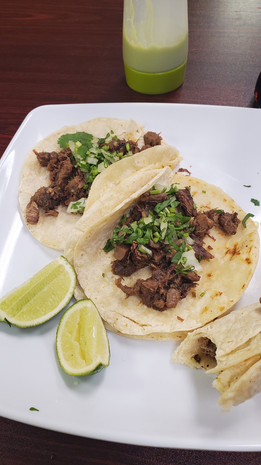 Mi Guanaquita | 120 Erie St S, Leamington, ON N8H 3B6, Canada | Phone: (519) 398-8110
