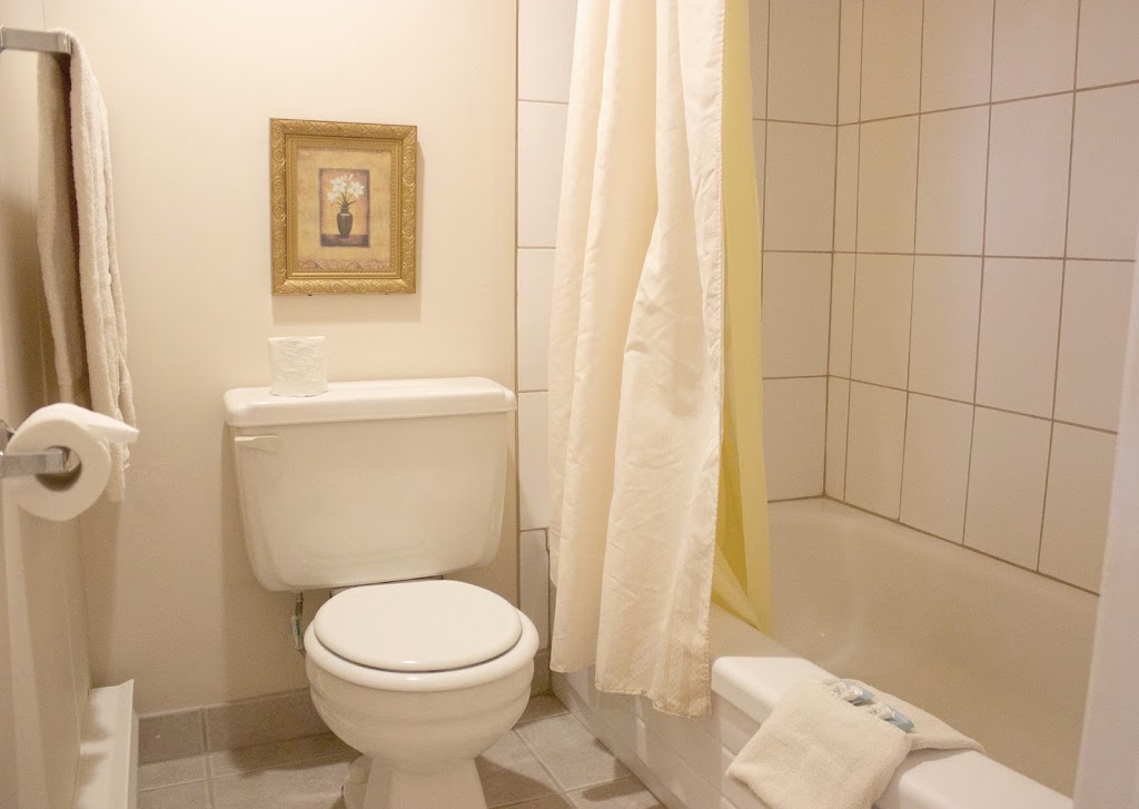 Hawks Nest Motel | 121 2 St W, Cremona, AB T0M 0R0, Canada | Phone: (403) 637-2185