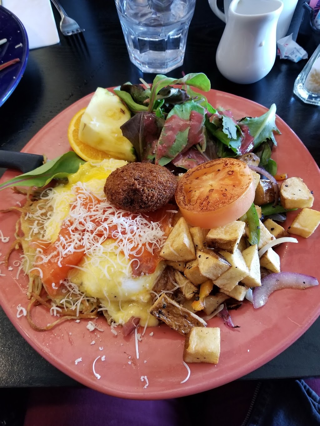 Vi Pei Bistro | 5812 Main St, Whitchurch-Stouffville, ON L4A 2S9, Canada | Phone: (905) 591-9000