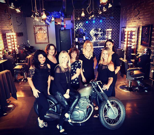 Foxys Gentlemens Hair Studio | 559 Essa Rd, Barrie, ON L4N 6A9, Canada | Phone: (705) 300-0221