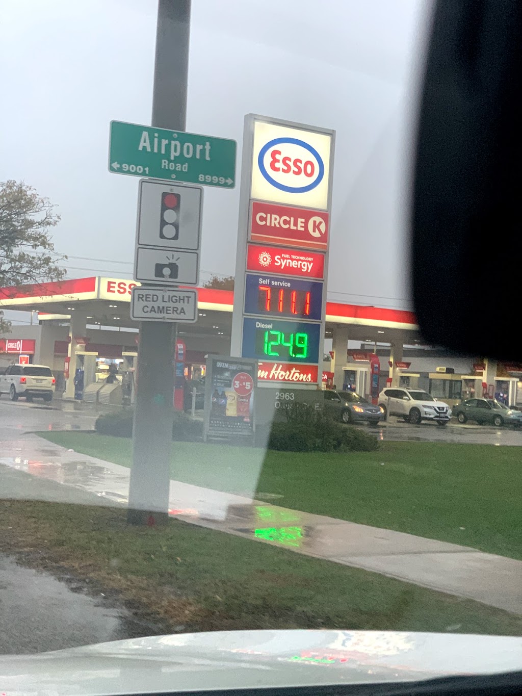 ESSO CIRCLE K | 2963 Queen St E, Brampton, ON L6T 5J1, Canada | Phone: (289) 864-5373