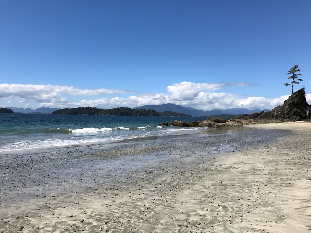 Hacas Inn | 226 Frigate Rd, Bamfield, BC V0R 1B0, Canada | Phone: (250) 728-3231