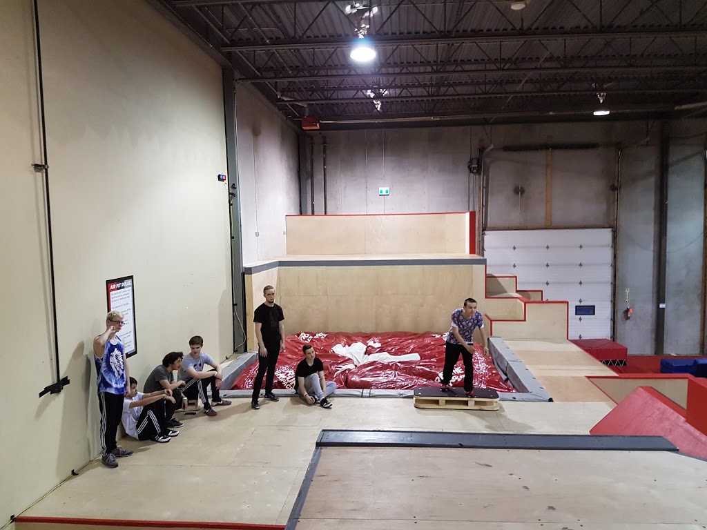Breathe Parkour - Calgary South | 10550 42 St SE #131, Calgary, AB T2C 2T4, Canada | Phone: (403) 726-3758