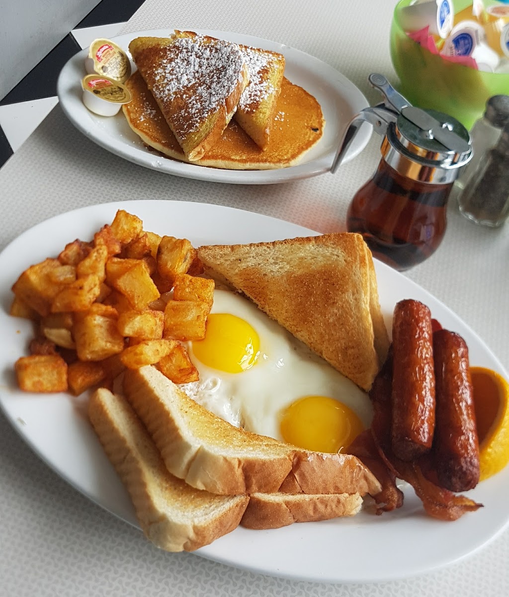 Fils Diner | 1209 Wellington St W, Ottawa, ON K1Y 2Z8, Canada | Phone: (613) 728-9987