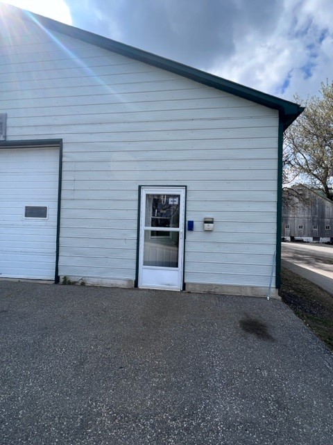 Highview Sales Inc. | 6377 Yatton Side Rd, Wallenstein, ON N0B 2S0, Canada | Phone: (519) 589-5611
