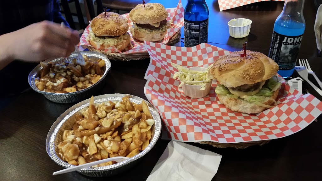 Stuffed Burgers and Pizza | 912 Saint Laurent Boulevard, Ottawa, ON K1K 3B3, Canada | Phone: (613) 749-1010