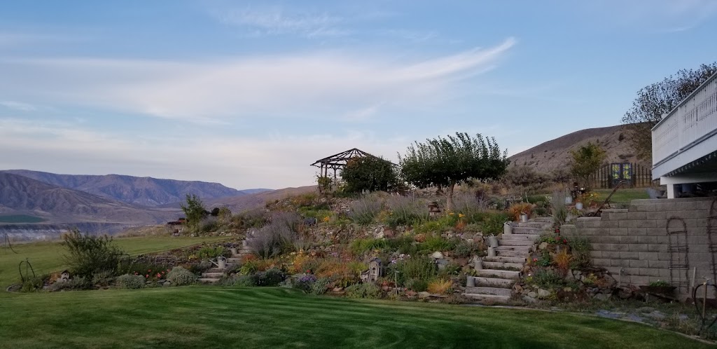 WillowN Bed & Breakfast | 570 Mesa Vista Dr, Ashcroft, BC V0K 1A0, Canada | Phone: (250) 453-9227