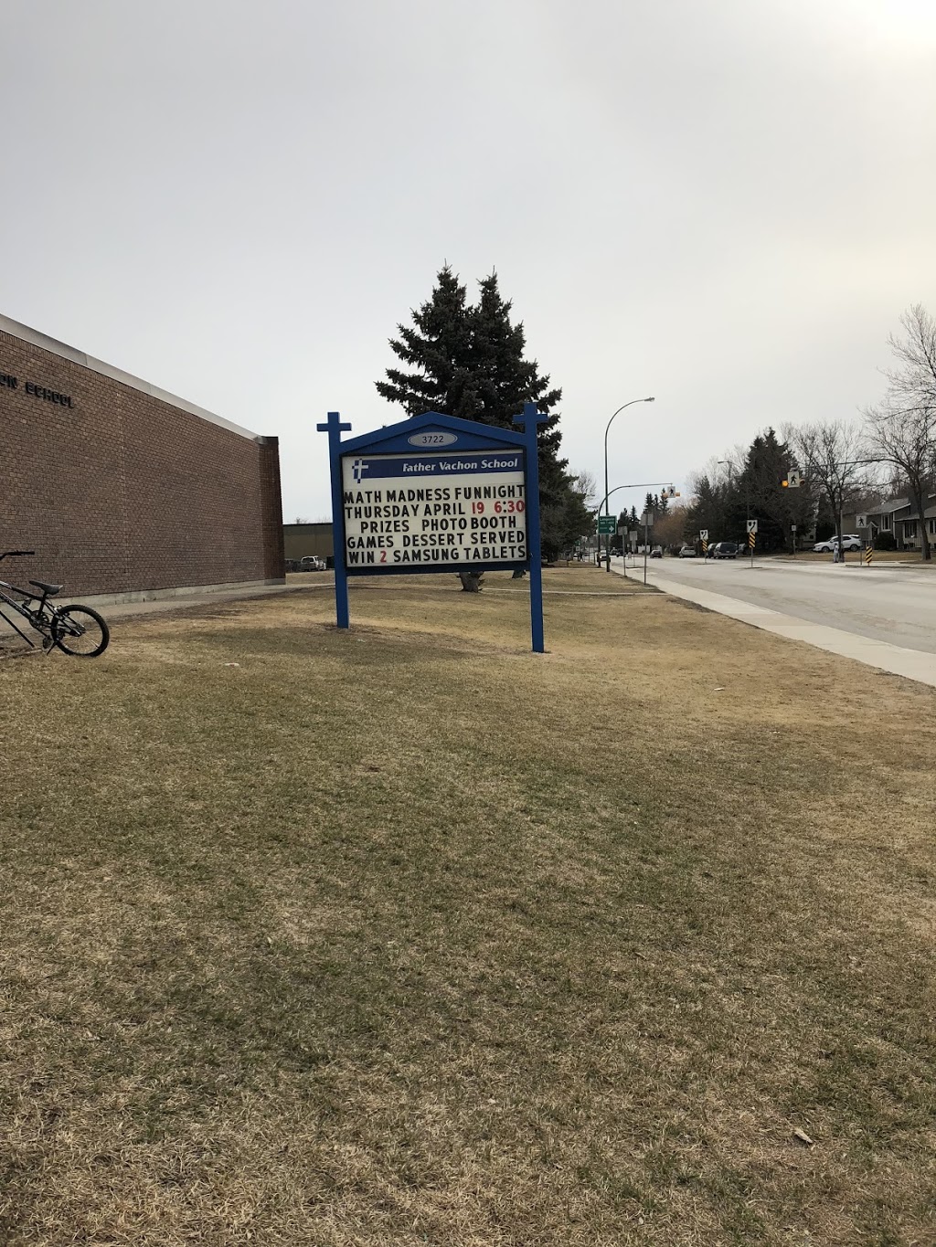 Father Vachon School | 3722 Centennial Drive, Saskatoon, SK S7L 5K4, Canada | Phone: (306) 659-7210
