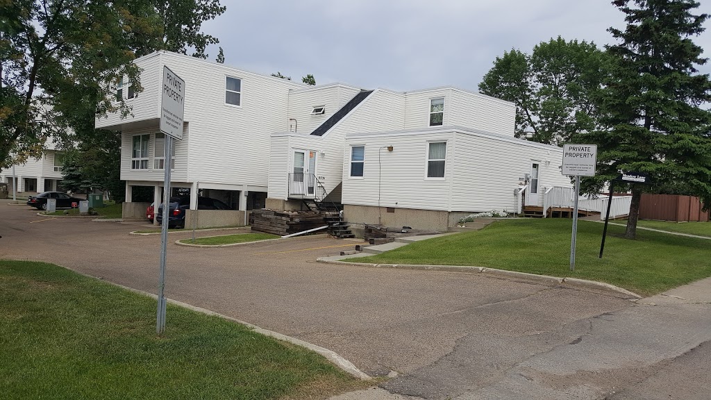 Richfield Park | 7910 36 Ave NW, Edmonton, AB T6K 1H7, Canada | Phone: (780) 442-5311