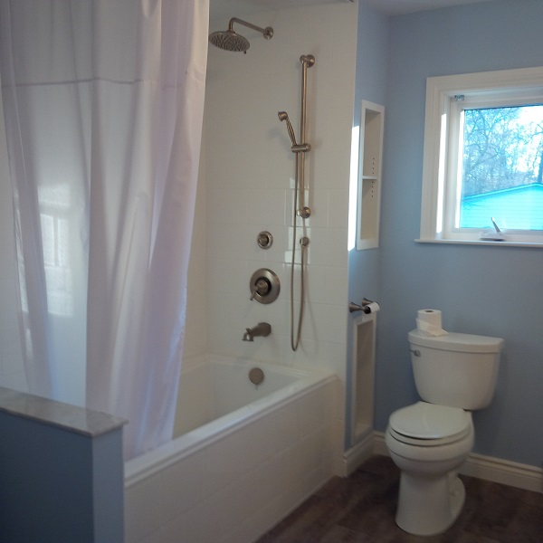 ROI Renos | 94 Richmond Park Dr, Keswick, ON L4P 0A3, Canada | Phone: (905) 868-2262