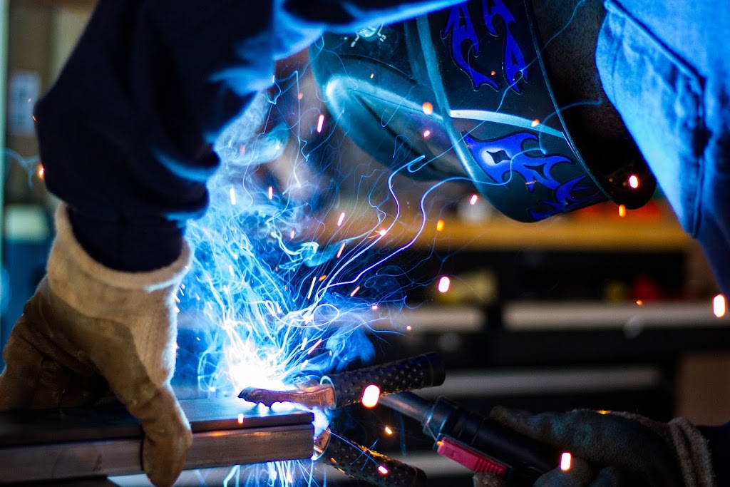 Modern Edge Design + Fabrication | 3740 Sooke Rd, Victoria, BC V9B 5Y9, Canada | Phone: (250) 208-4129