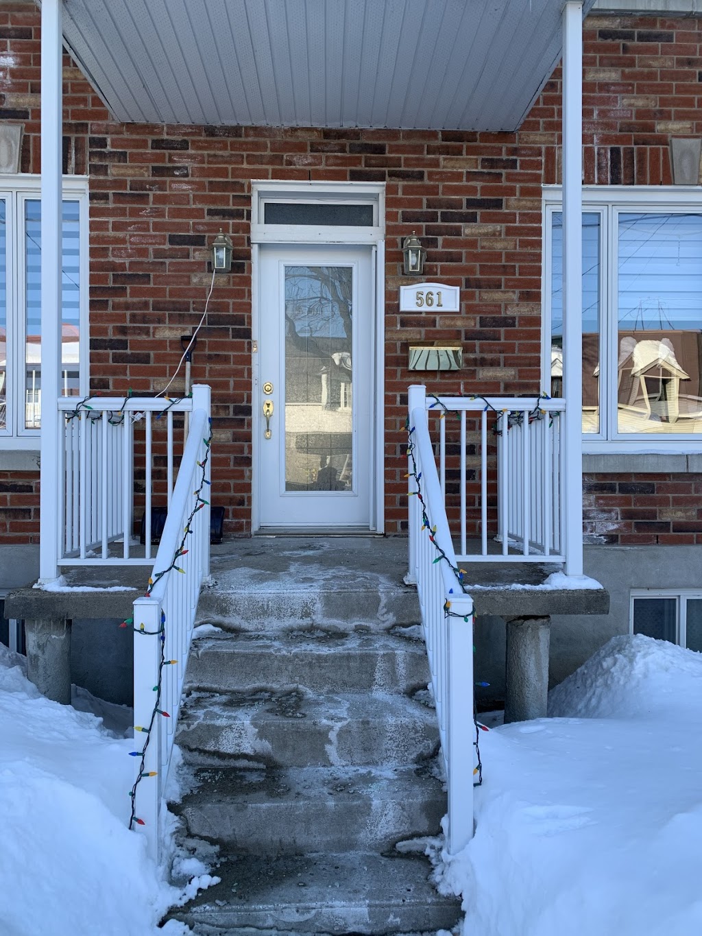 Massage Thérapeutique Nicole Renaud | 561 18e Ave, Lachine, QC H8S 3R3, Canada | Phone: (514) 634-1515