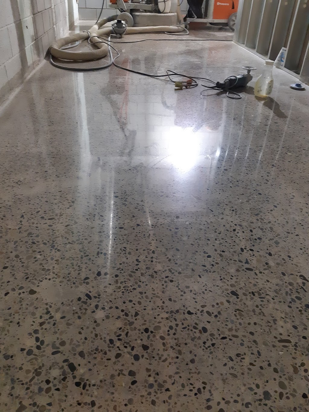 Floorbrite | 3838 45 St, Red Deer, AB T4N 1J6, Canada | Phone: (403) 392-7847