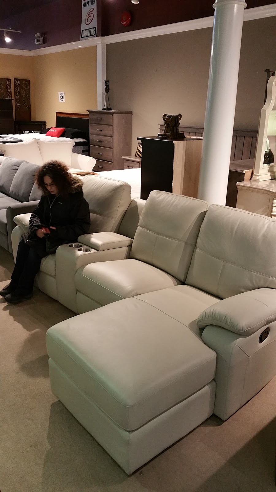 Roma Furniture - Furniture & Mattress Store in Coquitlam | furniture store | 1301 United Blvd, Coquitlam, BC V3K 6V3, Canada | 6045264466 OR +1 604-526-4466