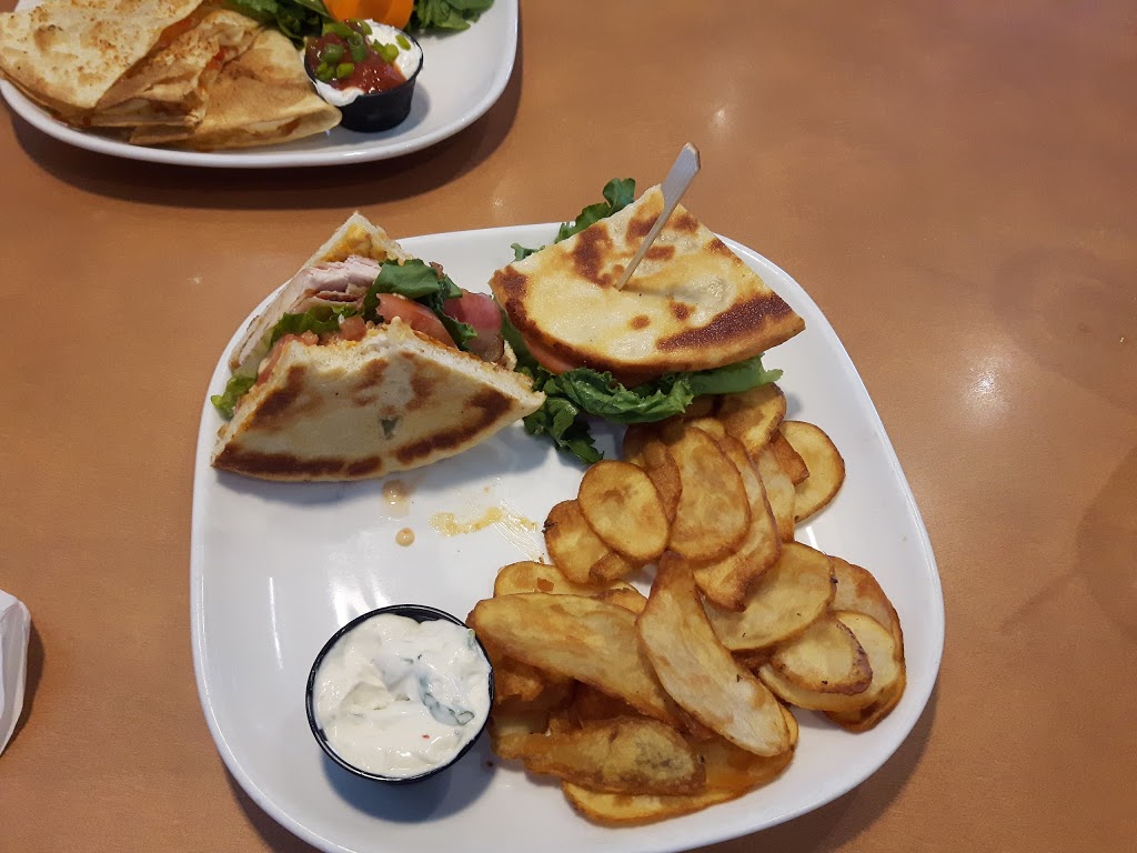 Boston Pizza | 780 St Clair St, Chatham-Kent, ON N7L 0E8, Canada | Phone: (519) 351-1000