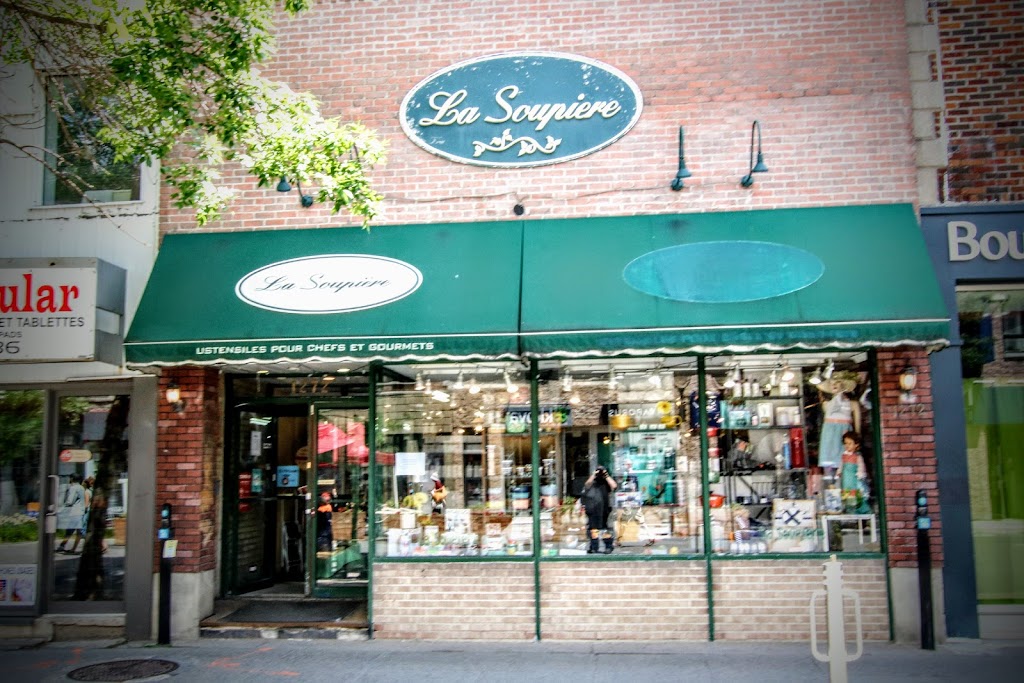 La Soupière | 1272, av du Mont-Royal E, Montréal, QC H2J 1Y3, Canada | Phone: (514) 527-4626