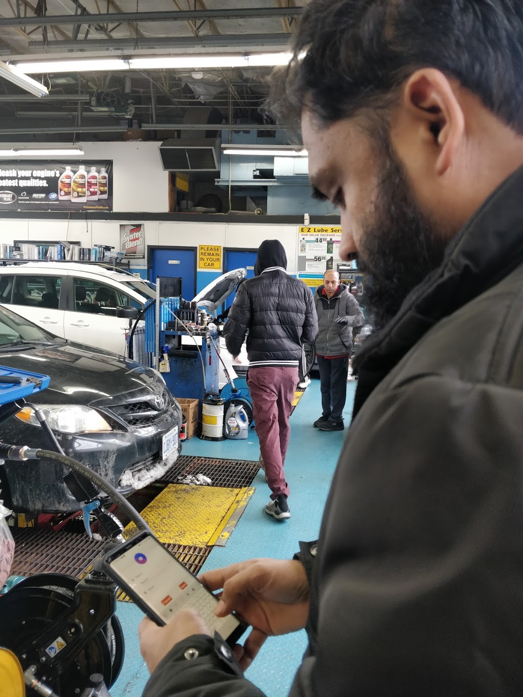 EZ Lube | 776 Markham Rd, Scarborough, ON M1H 2A9, Canada | Phone: (416) 431-1290
