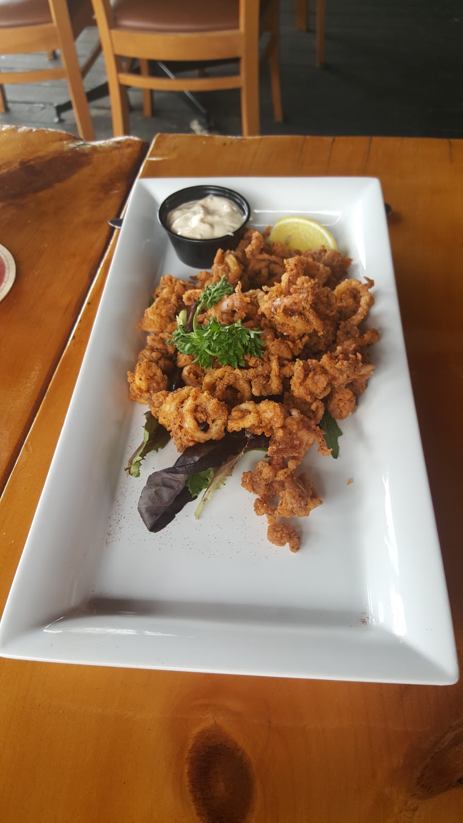 Waters Edge Restaurant & Tippy Canoe Patio | 3807 Macklem St, Niagara Falls, ON L2G 6C8, Canada | Phone: (905) 295-3939