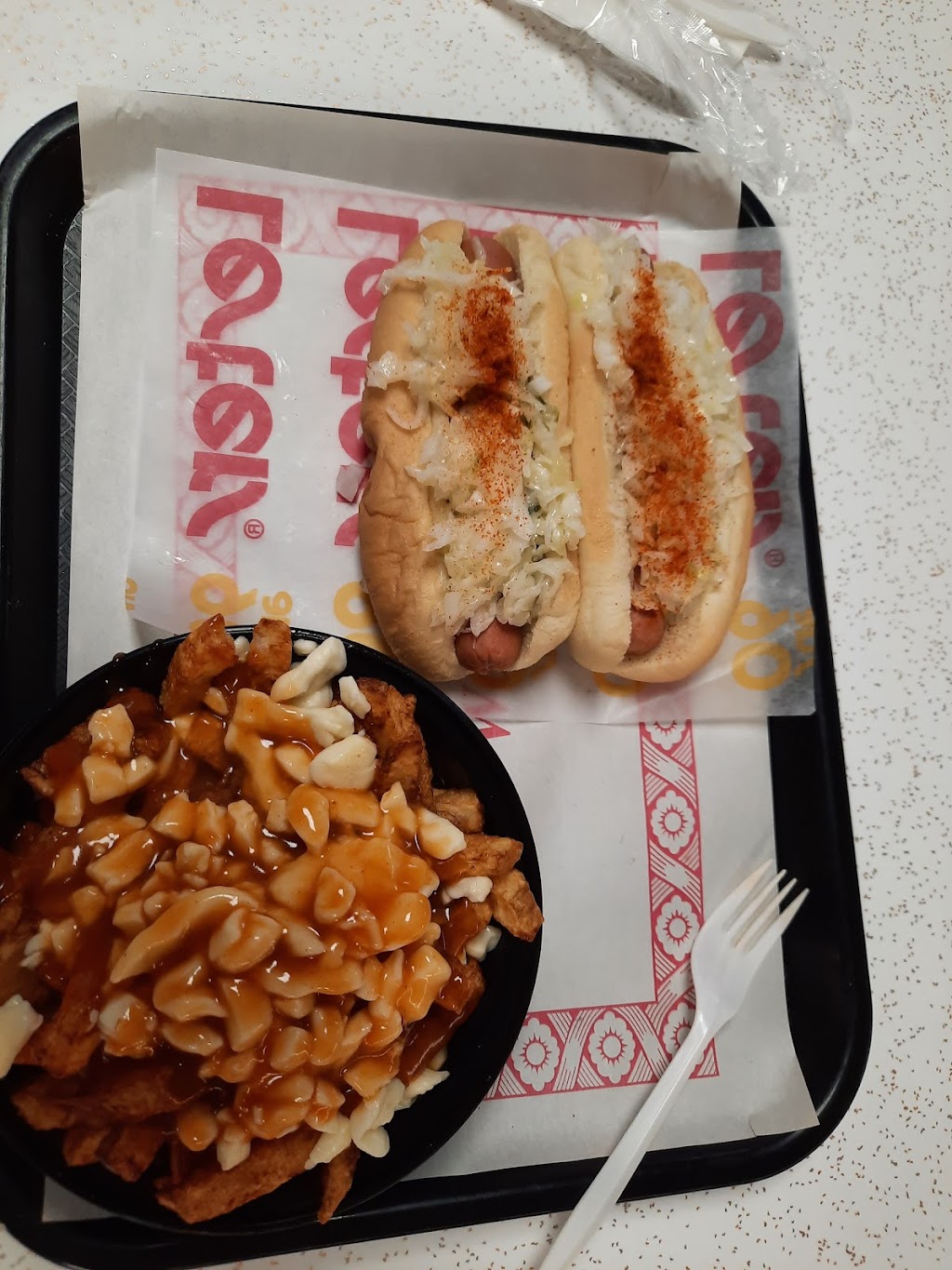 Restaurant La Belle Province | 426 Bd Adolphe-Chapleau, Bois-des-Filion, QC J6Z 1J2, Canada | Phone: (450) 965-3843