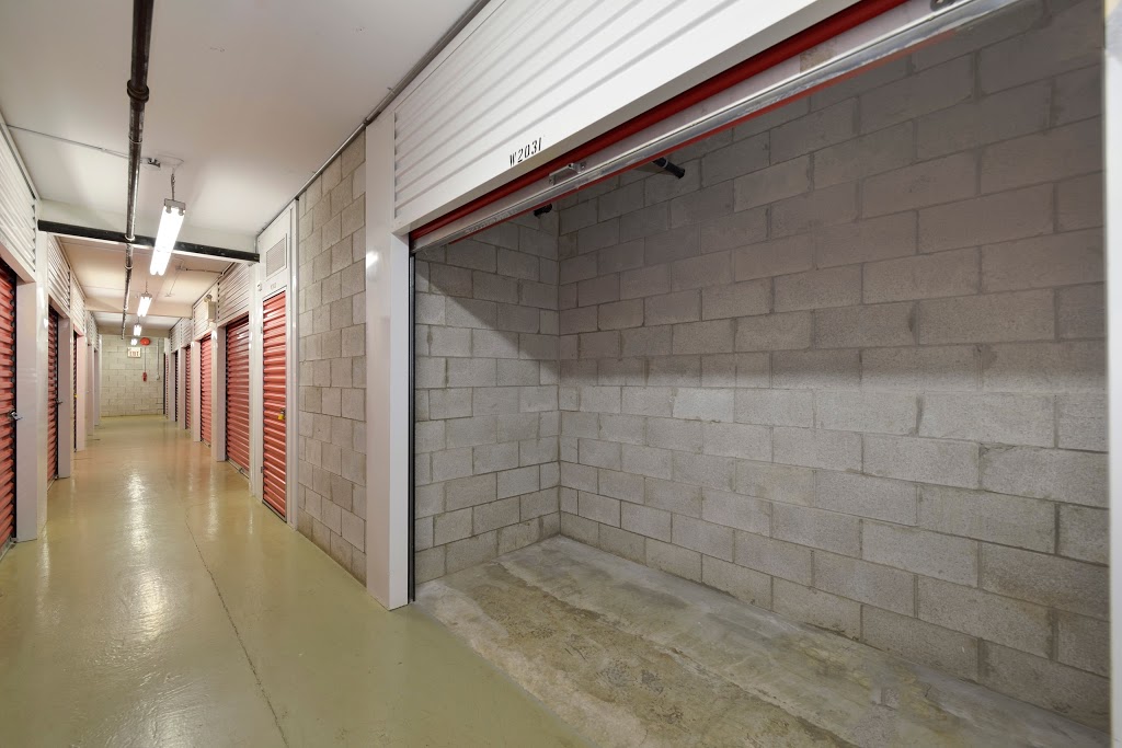 Centron Self Storage | 4500 Chesswood Dr, North York, ON M3J 2B9, Canada | Phone: (416) 739-0000