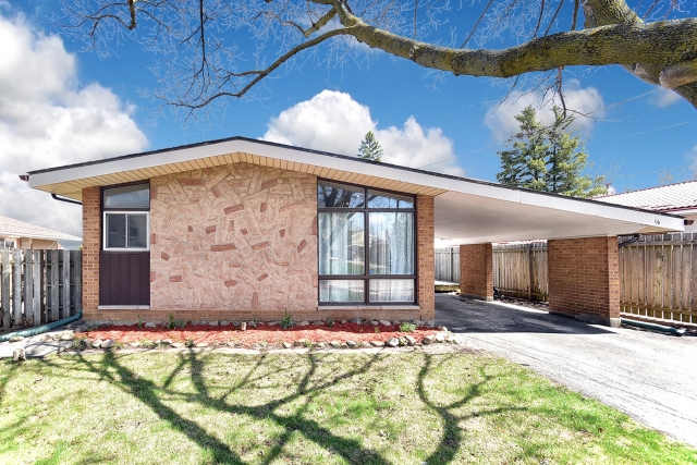 Cleona Barretto - Broker REMAX Crossroads | 8901 Woodbine Ave, Markham, ON L3R 9Y4, Canada | Phone: (647) 385-7877